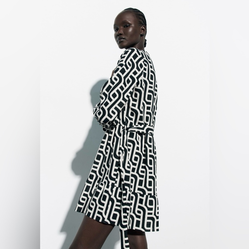 Zara Geometric Print Linen Dress with tie-waist - Size XS